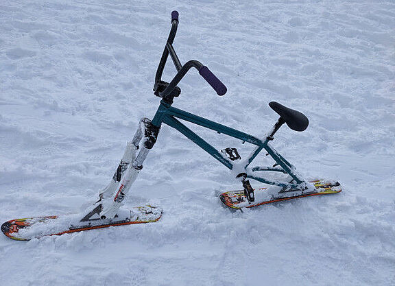 Ski-Fahrrad